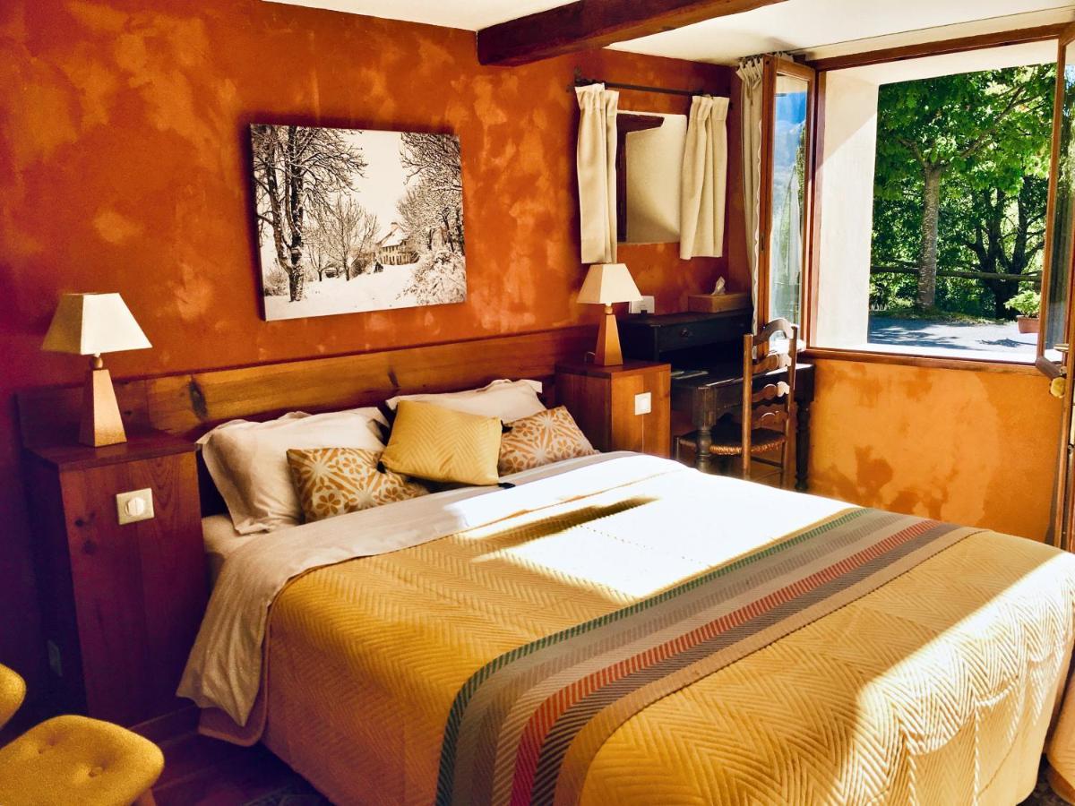 Chambre D'Hotes La Grange Des Ecrins Chabottes Екстериор снимка